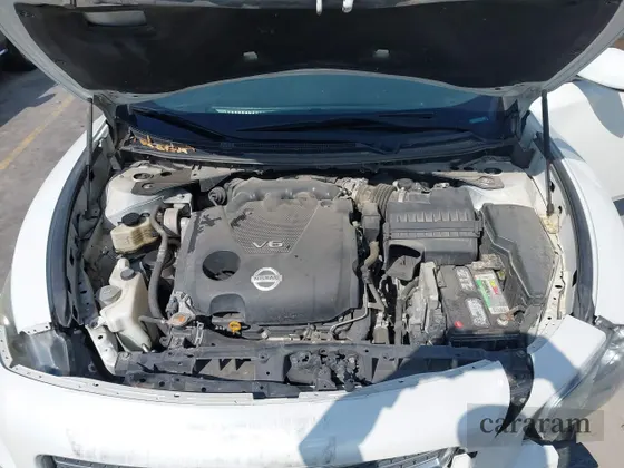 2013 Nissan Maxima SV