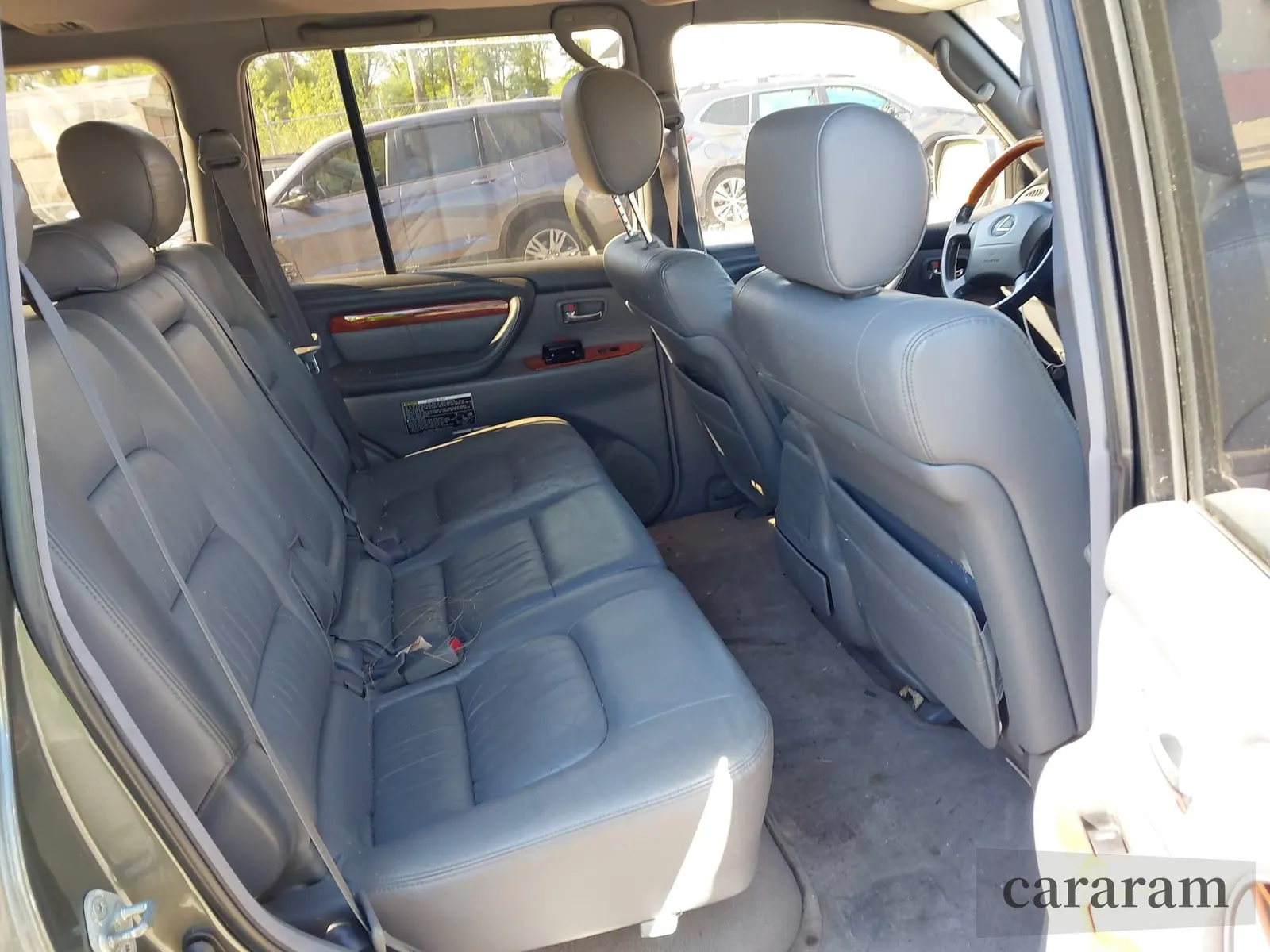 2001 Lexus LX 470