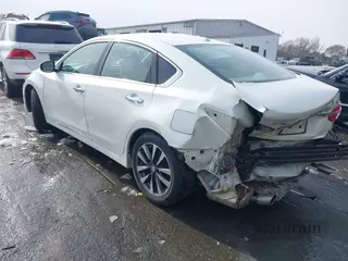 2017 Nissan Altima SV