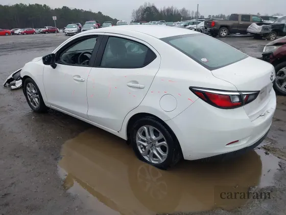 2017 Toyota Yaris