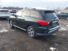 2018 Nissan Pathfinder SL