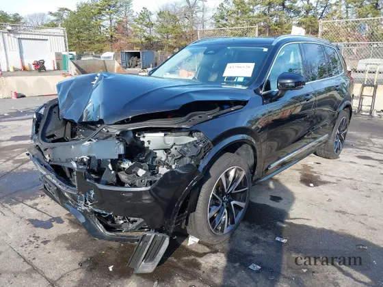 2024 Volvo XC90 Ultimate Bright Theme