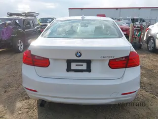 2014 BMW 3 Series 320i