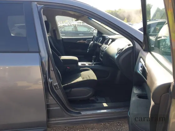 2015 Nissan Pathfinder S
