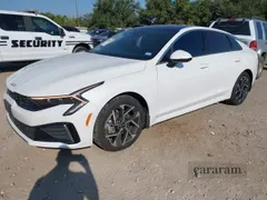 2025 Kia K5 EX