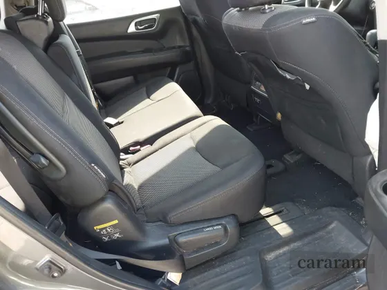 2019 Nissan Pathfinder SL