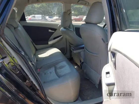 2011 Toyota Prius IV
