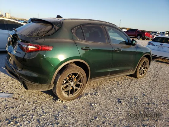 2021 Alfa Romeo Stelvio