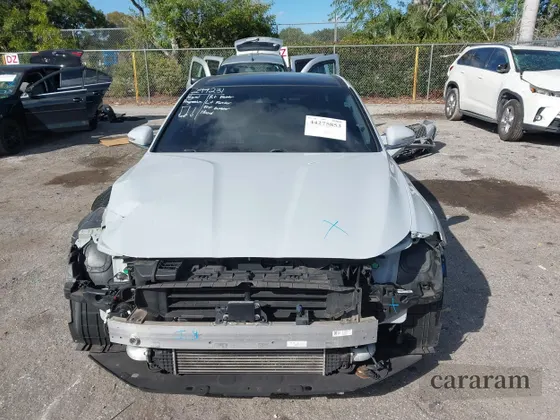 2020 Genesis G70