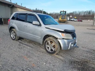 2006 Suzuki Grand Vitara Luxury