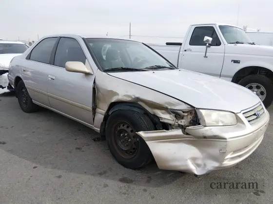 2000 Toyota Camry CE