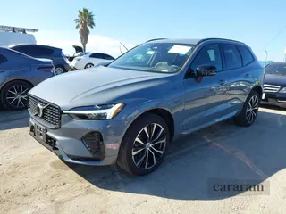 2023 Volvo XC60 Plus Dark Theme
