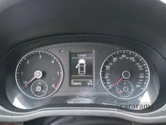 2015 Volkswagen Passat SEL Premium
