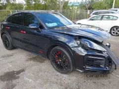 2021 Porsche Cayenne GTS