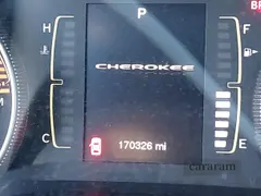 2017 Jeep Cherokee Sport