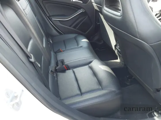 2015 Mercedes-Benz CLA 250