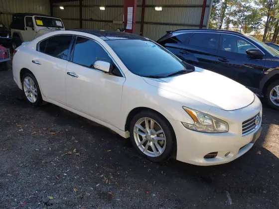 2011 Nissan Maxima SV