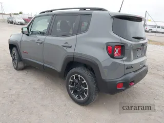 2023 Jeep Renegade Trailhawk