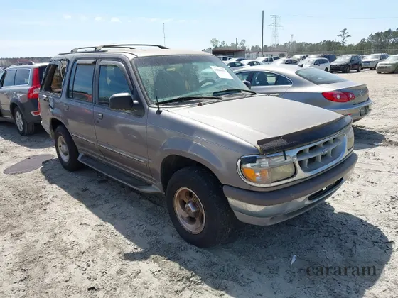 1996 Ford Explorer XL
