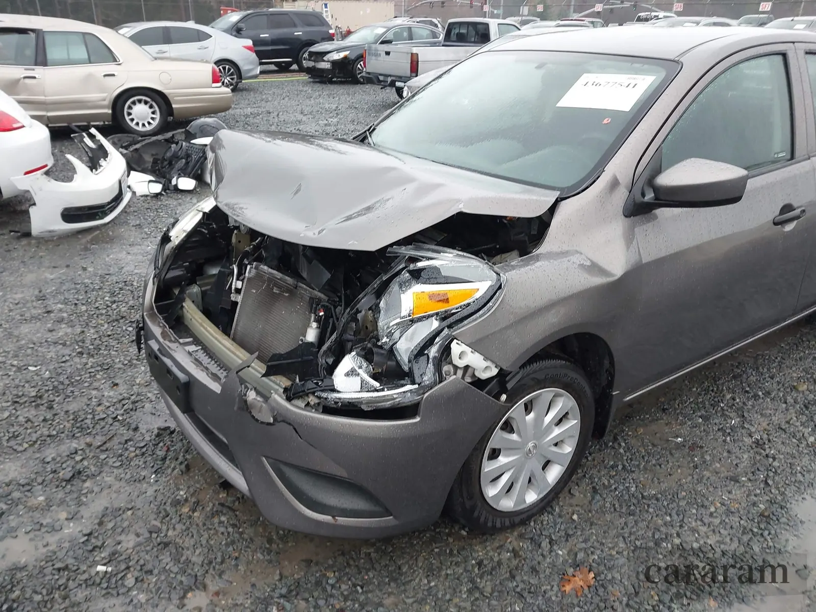 2017 Nissan Versa SV