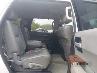 2010 Toyota Sequoia Platinum