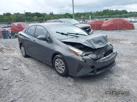 2016 Toyota Prius Two