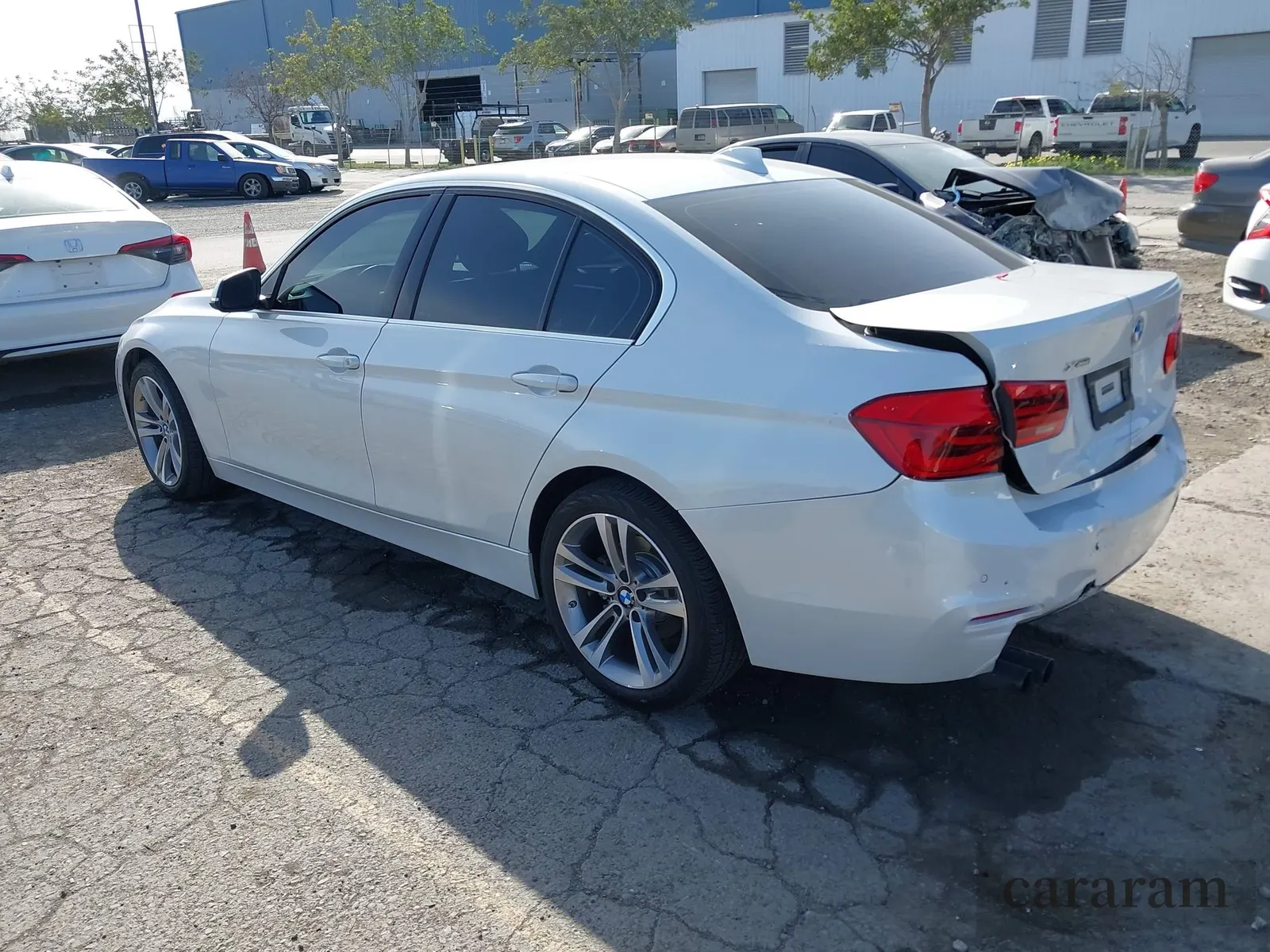 2017 BMW 3 Series 330i xDrive