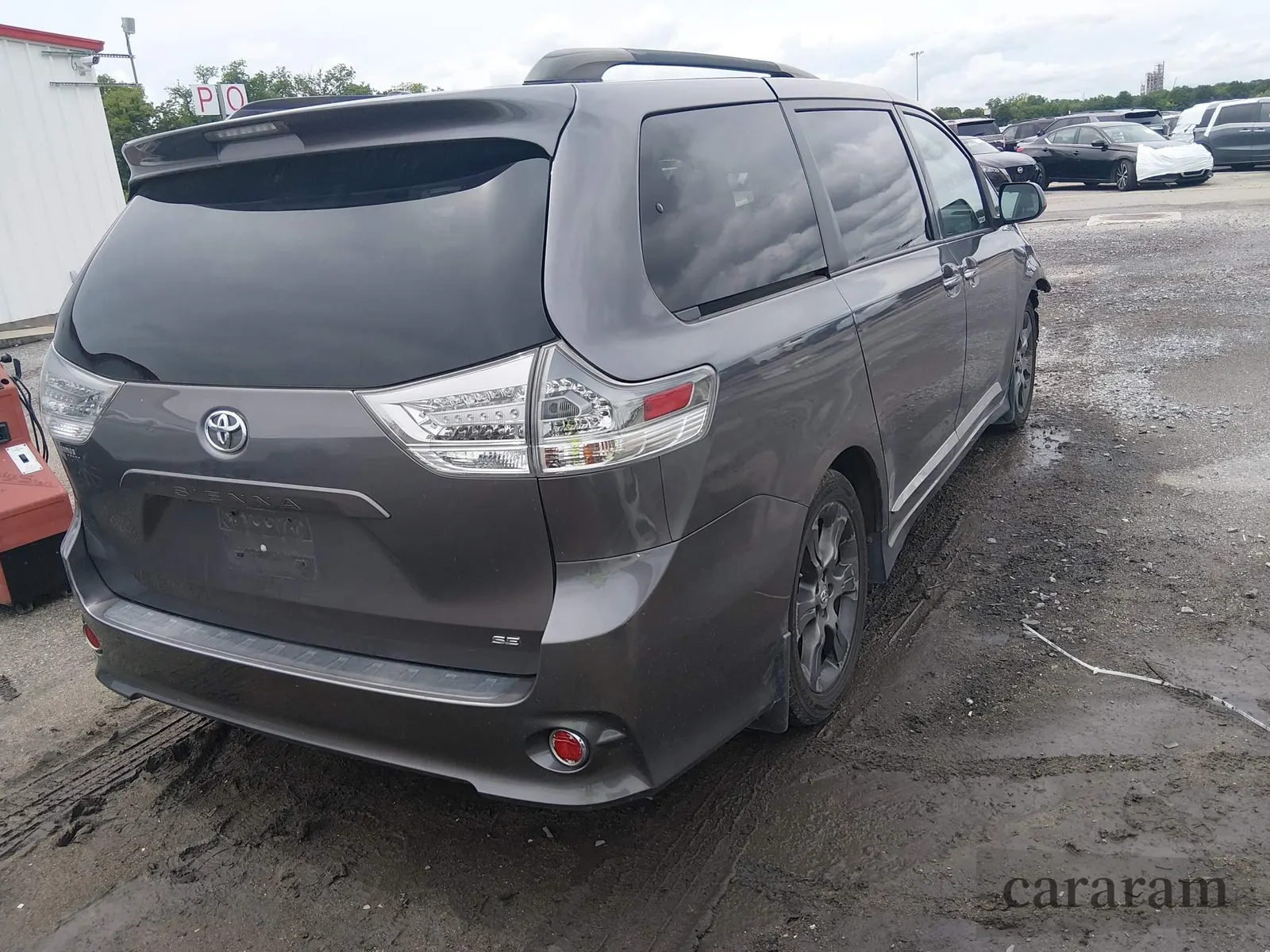 2016 Toyota Sienna SE