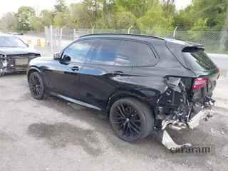 2022 BMW X5 M50i