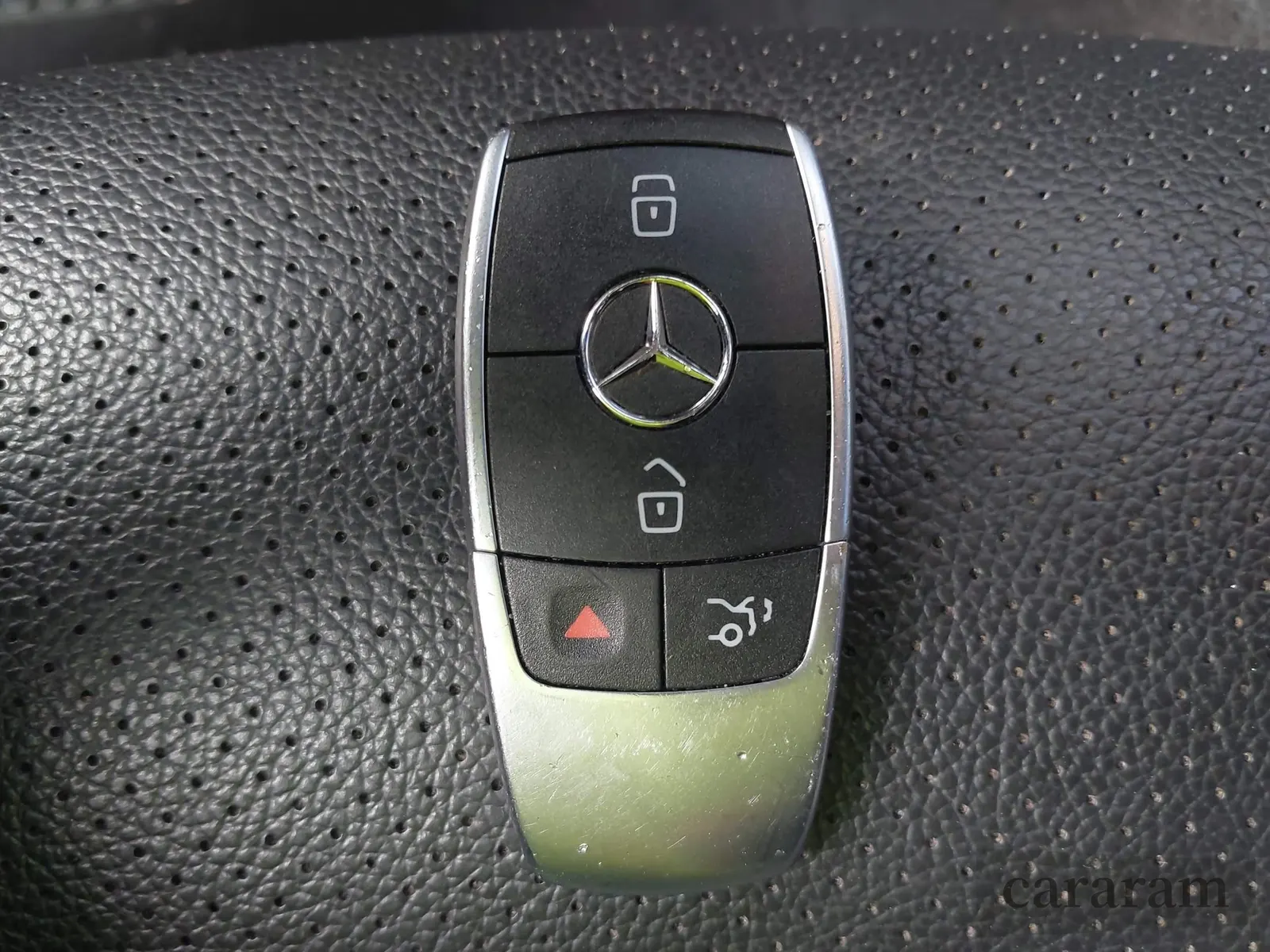 2020 Mercedes-Benz GLC 300