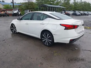 2021 Nissan Altima SR