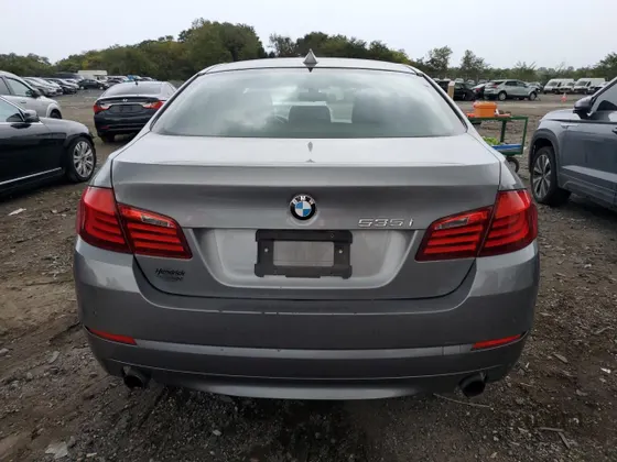2013 BMW 5 Series 535i
