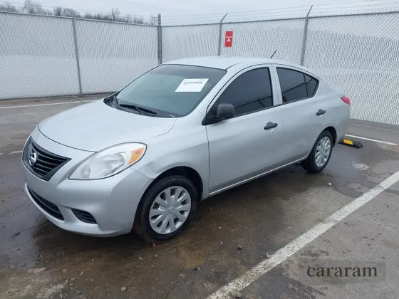 2014 Nissan Versa SV