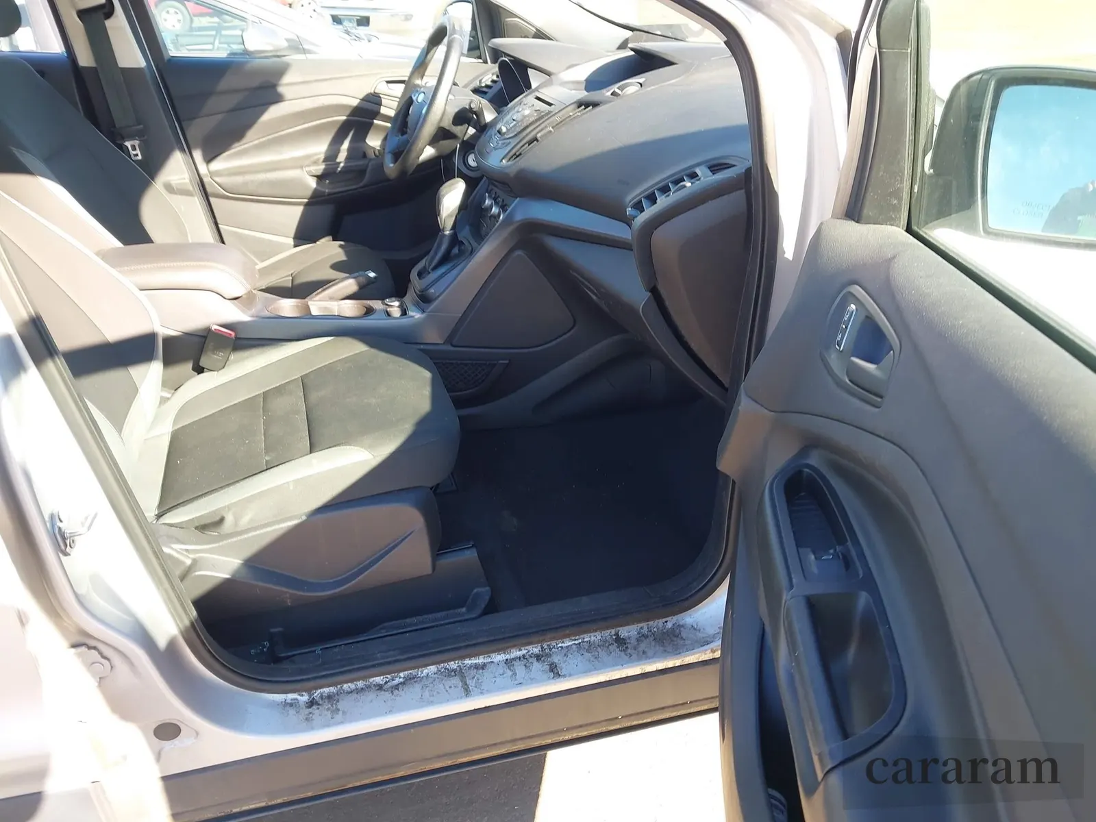 2016 Ford Escape S