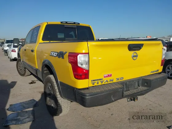 2016 Nissan Titan SL