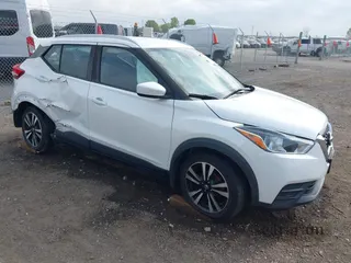2020 Nissan Kicks SV