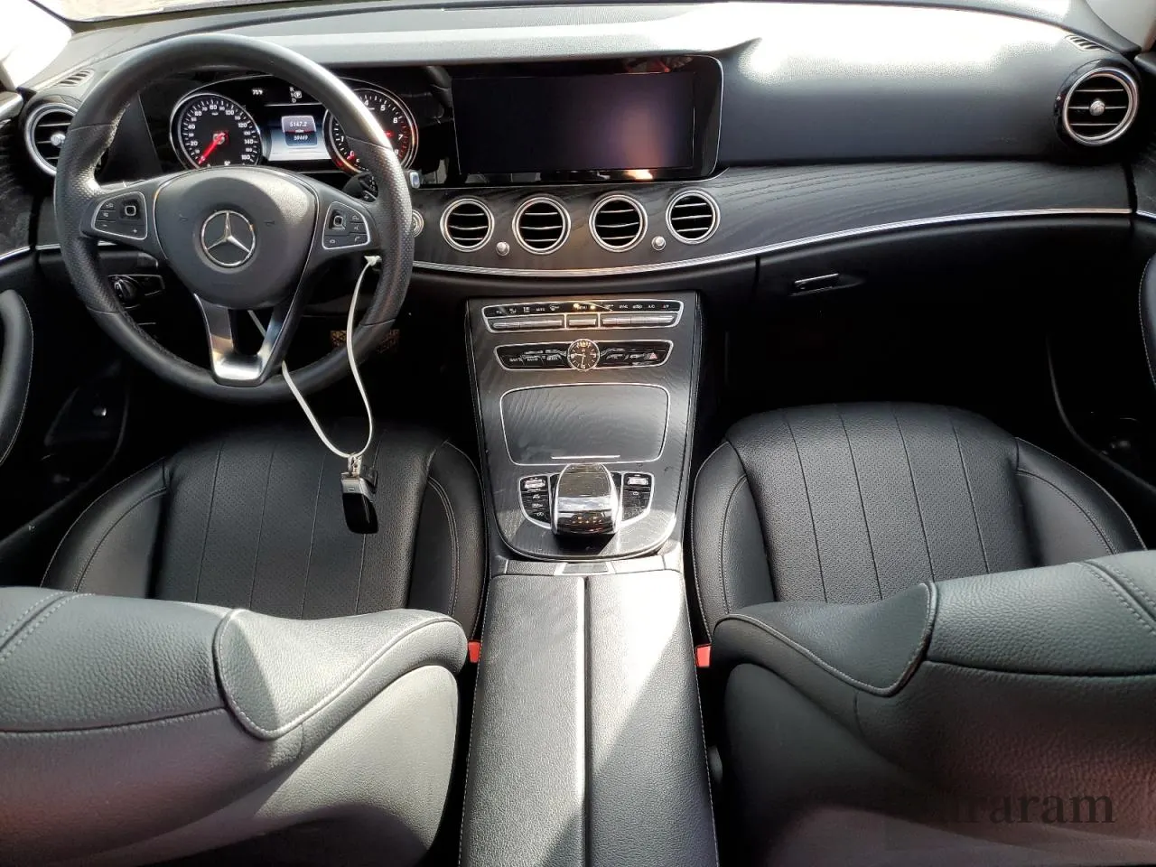 2018 Mercedes-Benz E 300