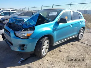 2014 Mitsubishi Outlander ES