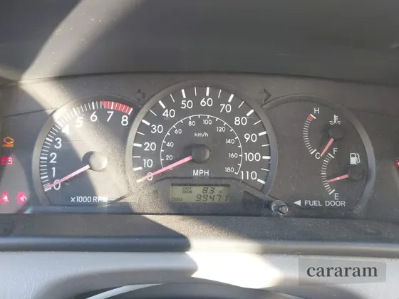 2004 Toyota Corolla LE