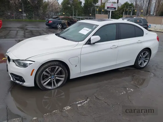2018 BMW 3 Series 330e