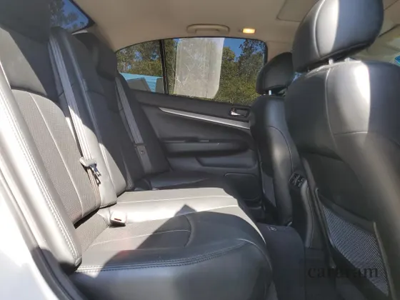 2013 Infiniti G37 x