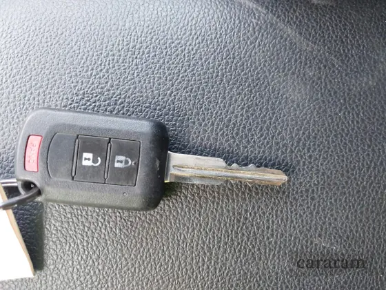 2018 Mitsubishi Outlander ES