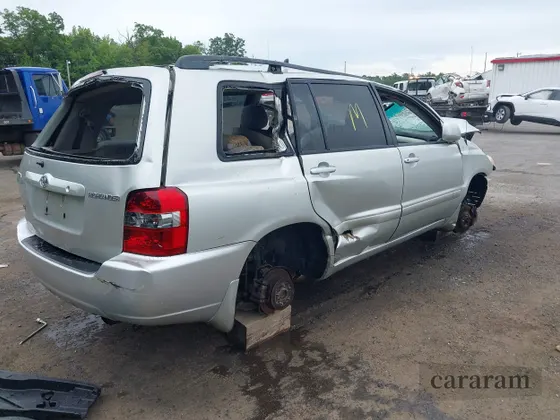 2004 Toyota Highlander