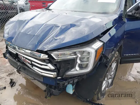 2022 GMC Terrain SLT
