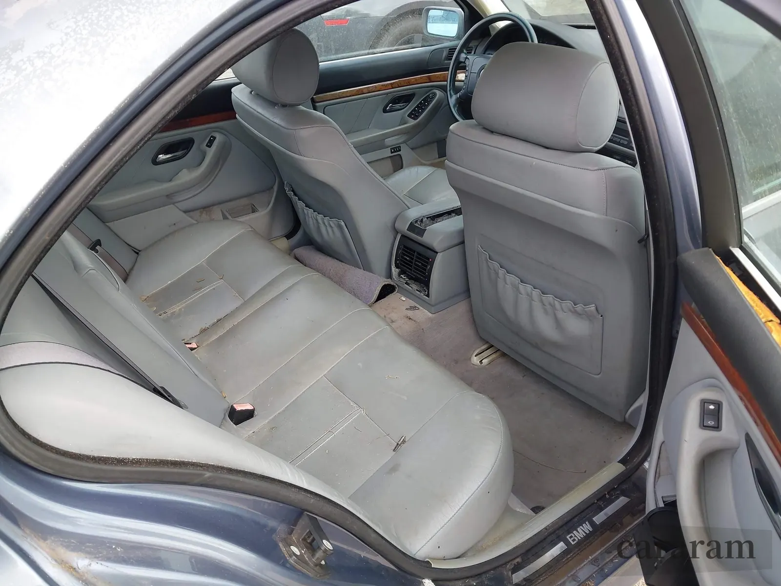 2001 BMW 5 Series 525i