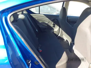 2014 Nissan Versa SV