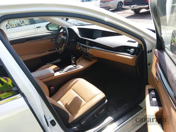 2017 Lexus ES 300h