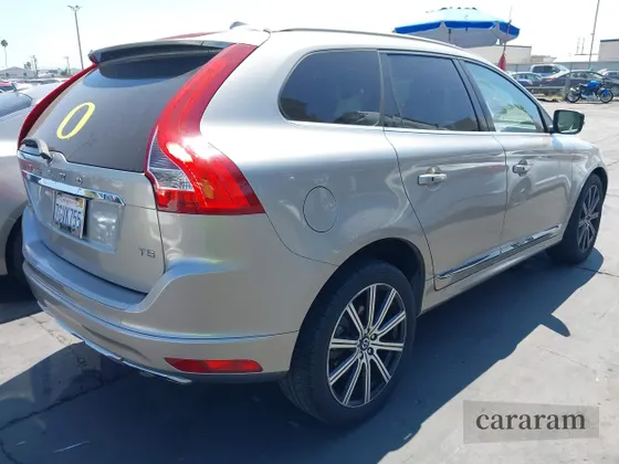2015 Volvo XC60 T5 Drive-E Platinum