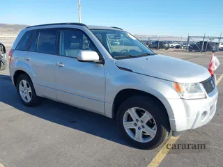2008 Suzuki Grand Vitara Luxury