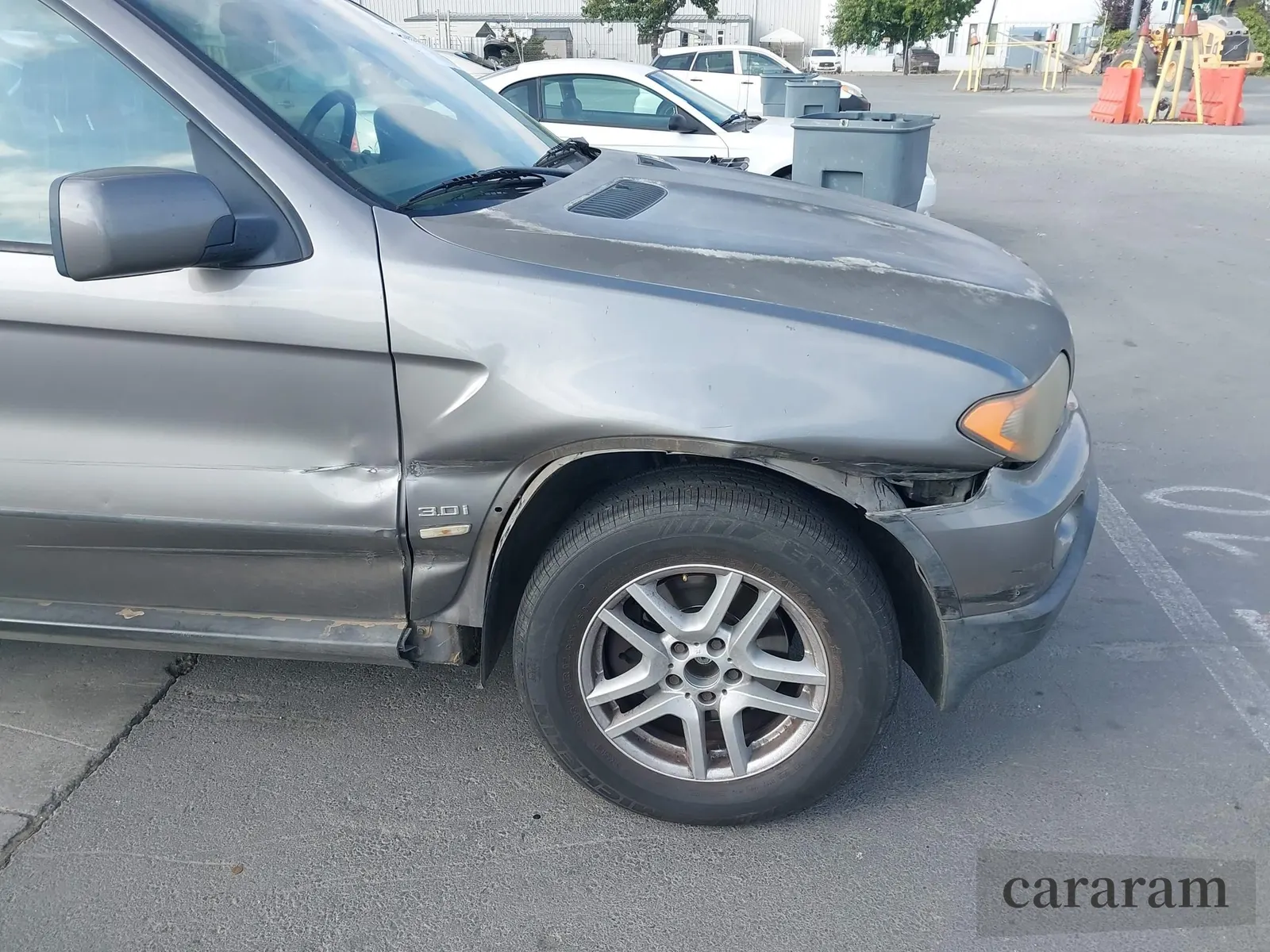 2005 BMW X5 3.0i